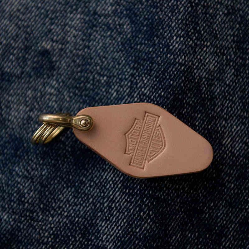 Handcrafted genuine leather keychain variant 8